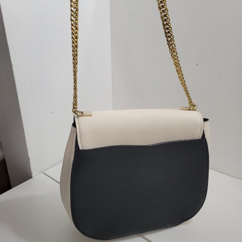 Real Leather White& Navy Kate Spade Purse -gold link strap - Picture 3 of 6